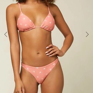 O’Neill FLAMENCO OJAI DITSY HI-LEG CHEEKY BOTTOMS